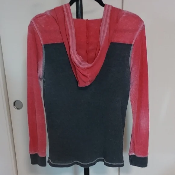 NFL San Francisco 49ers Women's Long Sleeve Tee - Red and Gray - Picture 3 of 7